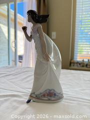 MaxSold Auction: Lladró Porcelain Figurine Model 7636, About 10 in - Aurora (Colorado, USA) SELLER MANAGED Estate Sale Online Auction - East Lasalle Place