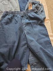MaxSold Auction: Maxsold Denim Cargo Jeans Size 12 / M - Aurora (Colorado, USA) SELLER MANAGED Estate Sale Online Auction - East Lasalle Place