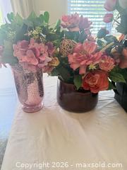 MaxSold Auction: Mixed Silk Floral Arrangements with Vases and Containers - Aurora (Colorado, USA) SELLER MANAGED Estate Sale Online Auction - East Lasalle Place