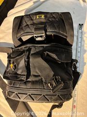 MaxSold Auction: Mountainsmith Tour FX Camera Bag - Coquitlam (British Columbia, Canada) SELLER MANAGED Downsizing Online Auction - Lost Lake Drive