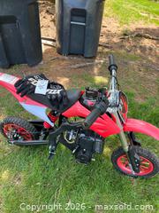 MaxSold Auction: Kids Gas Mini Pit Dirt Bike Red G - Richland Township (Pennsylvania, USA) PARTNER MANAGED Moving Online Auction - Winterthur Lane