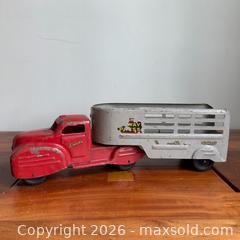 MaxSold Auction: Lincoln Highway Express Pressed Steel Truck - Toronto (Ontario, Canada) PARTNER MANAGED Reseller Online Auction - Crouse Road (STORAGE)