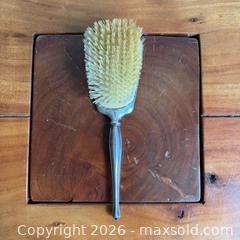 MaxSold Auction: Sterling Sliver Floweriest Engraved Hand Held Vanity Hair Brush, 925 | 144g - Toronto (Ontario, Canada) PARTNER MANAGED Reseller Online Auction - Crouse Road (STORAGE)