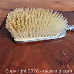 MaxSold Auction: Sterling Sliver Floweriest Engraved Hand Held Vanity Hair Brush, 925 | 144g - Toronto (Ontario, Canada) PARTNER MANAGED Reseller Online Auction - Crouse Road (STORAGE)