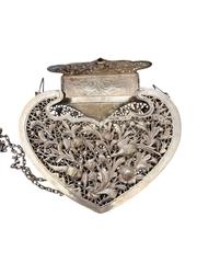 MaxSold Auction: Chinese Antique Silver Filigree Heart-Shaped Purse 300G - Maxsold Signature - Discover collectibles, antiques, fine art and more