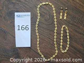 MaxSold Auction: 14K Gold Necklace, Bracelet and Pair of Earrings - Los Angeles (California, USA) PARTNER MANAGED Moving Online Auction - West 36th Street (CONDO)
