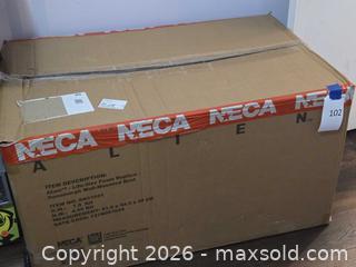 MaxSold Auction: NECA Alien Xenomorph Life-Size Wall-Mounted Bust - Los Angeles (California, USA) PARTNER MANAGED Moving Online Auction - West 36th Street (CONDO)