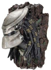 MaxSold Auction: NECA Predator Wall-Mounted Bust - Los Angeles (California, USA) PARTNER MANAGED Moving Online Auction - West 36th Street (CONDO)
