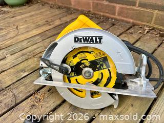 MaxSold Auction: DeWALT Corded Circular Saw - Hamilton (Ontario, Canada) SELLER MANAGED Estate Sale Online Auction - Park Street West