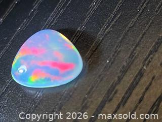 MaxSold Auction: AAA natural crystal Jelly opal  - Toronto (Ontario, Canada) PARTNER MANAGED Reseller Online Auction - Gerrard Street East
