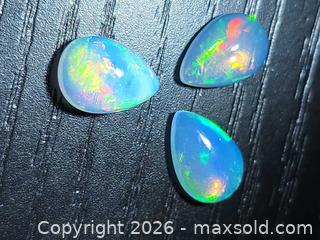 MaxSold Auction: AAA natural Jelly opal trio - Toronto (Ontario, Canada) PARTNER MANAGED Reseller Online Auction - Gerrard Street East