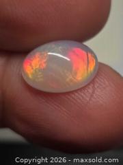 MaxSold Auction: Amazing collection grade AAA Jelly opal  - Toronto (Ontario, Canada) PARTNER MANAGED Reseller Online Auction - Gerrard Street East