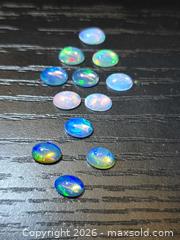 MaxSold Auction: Natural AAA Calibrated Jelly opal  - Toronto (Ontario, Canada) PARTNER MANAGED Reseller Online Auction - Gerrard Street East
