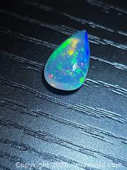 MaxSold Auction: Natural AAA crystal Jelly opal  - Toronto (Ontario, Canada) PARTNER MANAGED Reseller Online Auction - Gerrard Street East