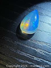 MaxSold Auction: Natural AAA crystal Jelly opal  - Toronto (Ontario, Canada) PARTNER MANAGED Reseller Online Auction - Gerrard Street East
