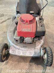 MaxSold Auction: Honda 21 in Self-Propelled Gas Lawn Mower - Acme (Alberta, Canada) PARTNER MANAGED Moving Online Auction - Township Road 292