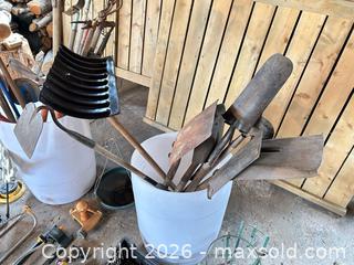 MaxSold Auction: Mixed Garden & Hand Tools Lot with Decorative Garden Pieces - Acme (Alberta, Canada) PARTNER MANAGED Moving Online Auction - Township Road 292