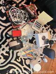 MaxSold Auction: Electronics Lot: Nest Security Camera, Cables, Power Banks & Accessories - Frisco (Texas, USA) PARTNER MANAGED Downsizing Online Auction - Miramar Drive