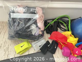 MaxSold Auction: Fitness Equipment Lot: TRX, Kettlebell, Dumbbells, Yoga Mat - Frisco (Texas, USA) PARTNER MANAGED Downsizing Online Auction - Miramar Drive