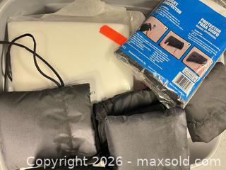 MaxSold Auction: Mixed Garden Tarps, Moving Blankets & Faucet Protector - Frisco (Texas, USA) PARTNER MANAGED Downsizing Online Auction - Miramar Drive
