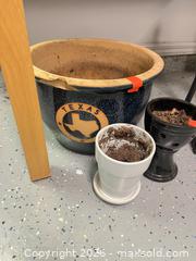 MaxSold Auction: Mixed Garden Tools, Pots, Planter, Sprayer & Bagged Rock - Frisco (Texas, USA) PARTNER MANAGED Downsizing Online Auction - Miramar Drive