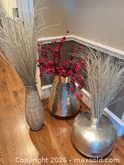 MaxSold Auction: Set of 3 Modern Metal & Ceramic Floor Vases - Frisco (Texas, USA) PARTNER MANAGED Downsizing Online Auction - Miramar Drive