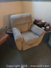 MaxSold Auction: Couch, recliner chair - Greater Napanee (Ontario, Canada) PARTNER MANAGED Downsizing Online Auction - County Road 11