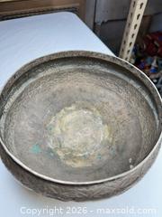 MaxSold Auction: Large Silver-Plate Footed Bowl / Centerpiece - Morgan Hill (California, USA) PARTNER MANAGED Estate Sale Online Auction - Dougherty Avenue