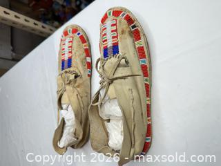MaxSold Auction: Tan Leather Deerskin Moccasins - Native American Beaded Style - Morgan Hill (California, USA) PARTNER MANAGED Estate Sale Online Auction - Dougherty Avenue