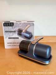 MaxSold Auction: Handheld Wireless Dustmite Vacuum - Toronto (Ontario, Canada) PARTNER MANAGED Estate Sale Online Auction - Kimbark Boulevard
