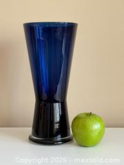 MaxSold Auction: Vintage Orrefors Sweden Cobalt Blue Glass Vase - Toronto (Ontario, Canada) PARTNER MANAGED Estate Sale Online Auction - Kimbark Boulevard