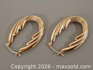 MaxSold Auction: 10K Gold Oval Earrings Marked  - Toronto (Ontario, Canada) PARTNER MANAGED Reseller Online Auction - Queen Street West