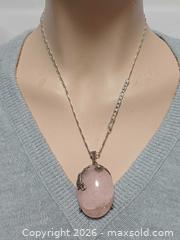 MaxSold Auction: 925 Silver & Large Oval Rose Quartz Pendant Necklace Marked  - Toronto (Ontario, Canada) PARTNER MANAGED Reseller Online Auction - Queen Street West