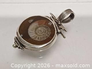MaxSold Auction: 925 Silver with Ammonite Fossil Pendant Marked  - Toronto (Ontario, Canada) PARTNER MANAGED Reseller Online Auction - Queen Street West