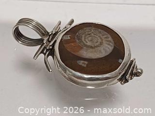 MaxSold Auction: 925 Silver with Ammonite Fossil Pendant Marked  - Toronto (Ontario, Canada) PARTNER MANAGED Reseller Online Auction - Queen Street West