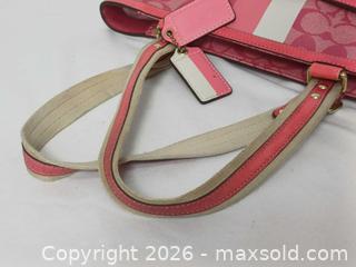 MaxSold Auction: Coach Y2K Heritage Signature Stripe Tote Handbag 13196 - Toronto (Ontario, Canada) PARTNER MANAGED Reseller Online Auction - Queen Street West