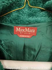 MaxSold Auction: Max Mara Studio Green Alpaca/ Wool Textured Women's Coat Size 8 - Toronto (Ontario, Canada) PARTNER MANAGED Reseller Online Auction - Queen Street West
