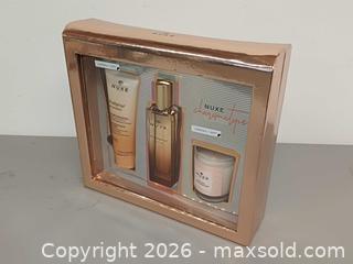 MaxSold Auction: Nuxe Prodigieux Perfume Set & Doll 10 Makeup Kit - Toronto (Ontario, Canada) PARTNER MANAGED Reseller Online Auction - Queen Street West