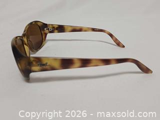 MaxSold Auction: Vintage Ray-Ban Havana Brown Tortoise Sunglasses RB 4061 - Toronto (Ontario, Canada) PARTNER MANAGED Reseller Online Auction - Queen Street West