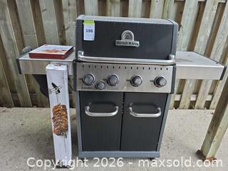 MaxSold Auction: Broil King Baron 9221-64 BBQ + rotisserie kit & rib grill rack - Toronto (Ontario, Canada) PARTNER MANAGED Downsizing Online Auction - Batavia Avenue