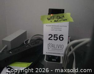 MaxSold Auction: Nintendo Wii Console - Toronto (Ontario, Canada) PARTNER MANAGED Downsizing Online Auction - Batavia Avenue