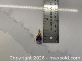 MaxSold Auction: Amethyst pendant - Richmond Hill (Ontario, Canada) SELLER MANAGED Downsizing Online Auction - Laverock Avenue