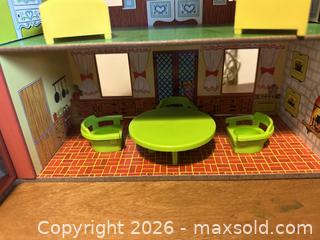 MaxSold Auction: Fisher-Price Little People 1984 Vintage Dollhouse / Playset  - Toronto (Ontario, Canada) PARTNER MANAGED Estate Sale Online Auction - Longbow Square