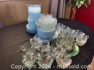 MaxSold Auction: Vintage Bubble Glass Dinnerware Collection – 96pc - London (Ontario, Canada) PARTNER MANAGED Downsizing Online Auction - Trillium Crescent
