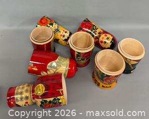 MaxSold Auction: (4) Vintage Rodnik Matryoshka Russian Wood Bottle Holders & (2) Sets of Vintage Russian Matryoshka Dolls - Toronto (Ontario, Canada) PARTNER MANAGED Reseller Online Auction -  Queen Street West