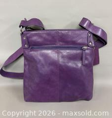 MaxSold Auction: "NEW" DANIER Purple Leather Crossbody Bag - Toronto (Ontario, Canada) PARTNER MANAGED Reseller Online Auction -  Queen Street West