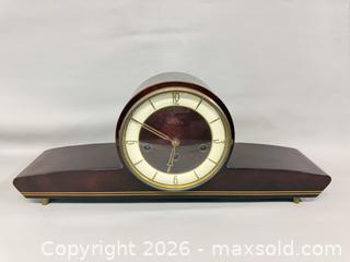 MaxSold Auction: Vintage Solar German Mantle Clock with Key - Toronto (Ontario, Canada) PARTNER MANAGED Reseller Online Auction -  Queen Street West