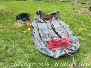 MaxSold Auction: Avon Supersport S4.00 Inflatable Boat - Elgin (Ontario, Canada) SELLER MANAGED Downsizing Online Auction - Main