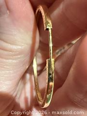 MaxSold Auction: 14K Yellow Gold Textured Medium Hoop Earrings (Pair) - Brampton (Ontario, Canada) SELLER MANAGED Charity/Fundraising Online Auction -  Pine Ridge Lane