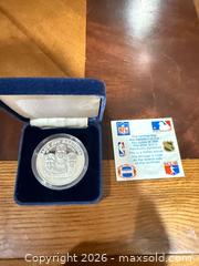 MaxSold Auction: Toronto Blue Jays 0.999 Silver 1 oz Commemorative Medallion - Brampton (Ontario, Canada) SELLER MANAGED Charity/Fundraising Online Auction -  Pine Ridge Lane